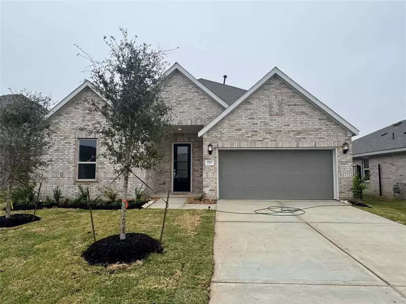 2517 Seneca Lake DR, Texas City, TX 77568