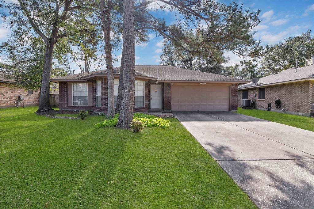 2610 Old Oak LN, Kingwood, TX 77339