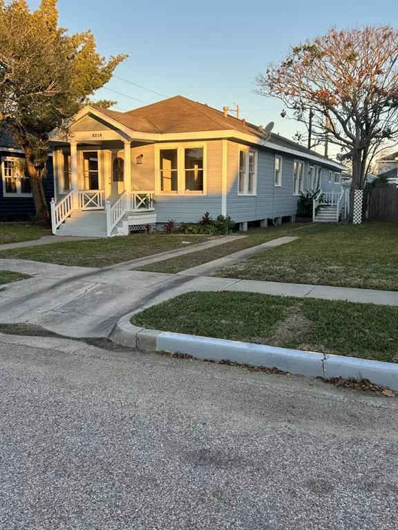 Galveston, TX 77551,5216 Avenue P 1/2