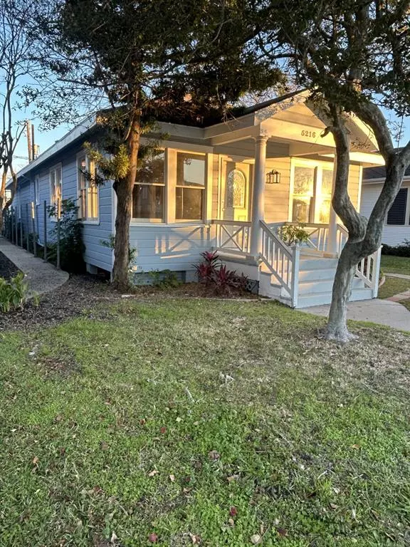 Galveston, TX 77551,5216 Avenue P 1/2