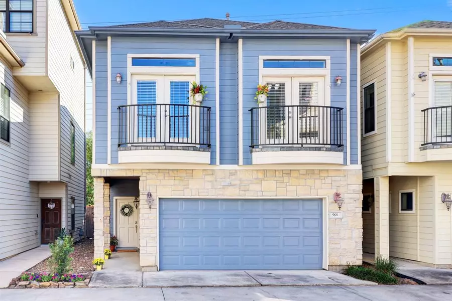 901 Garden Oaks TER, Houston, TX 77018