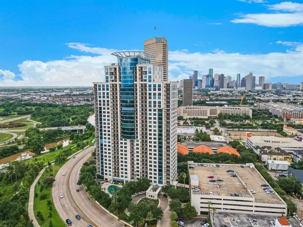 3333 Allen Pkwy #2705, Houston, TX 77019