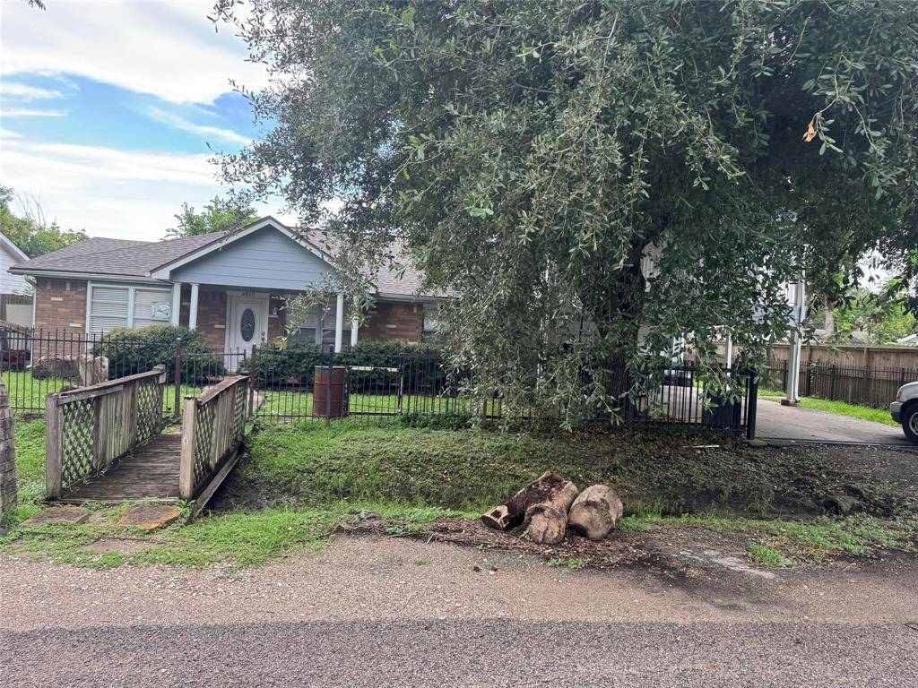 2830 Lelia ST, Stafford, TX 77477