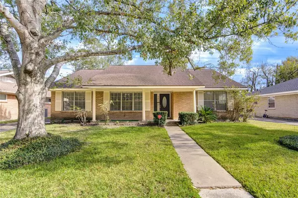 Houston, TX 77096,9611 Greenwillow ST