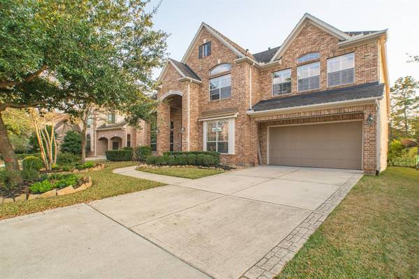 82 W Cove View TRL, Spring, TX 77389