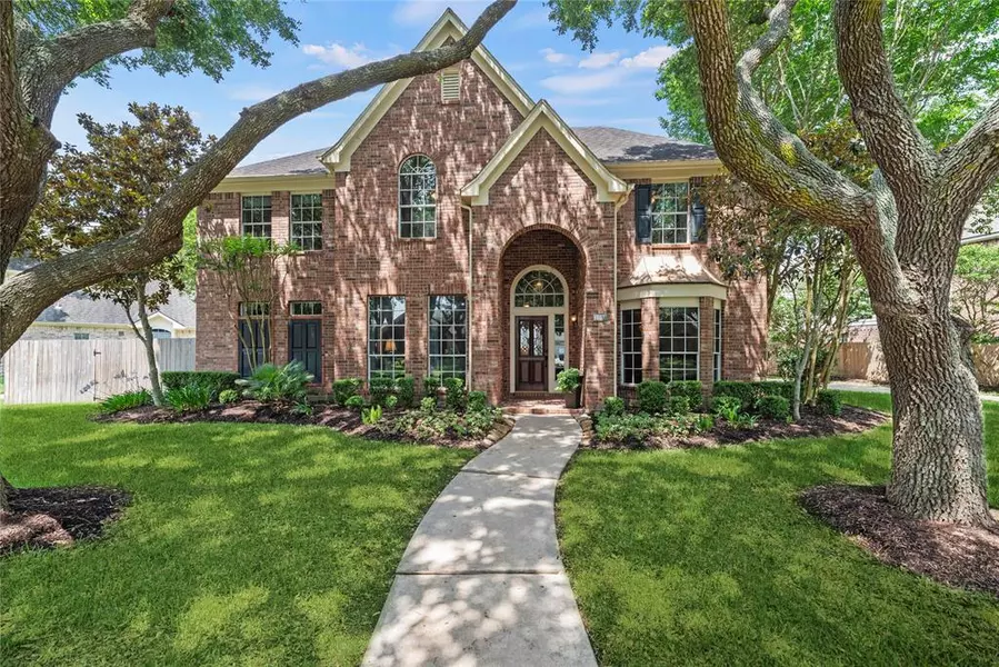 6810 Chessley Chase DR, Sugar Land, TX 77479