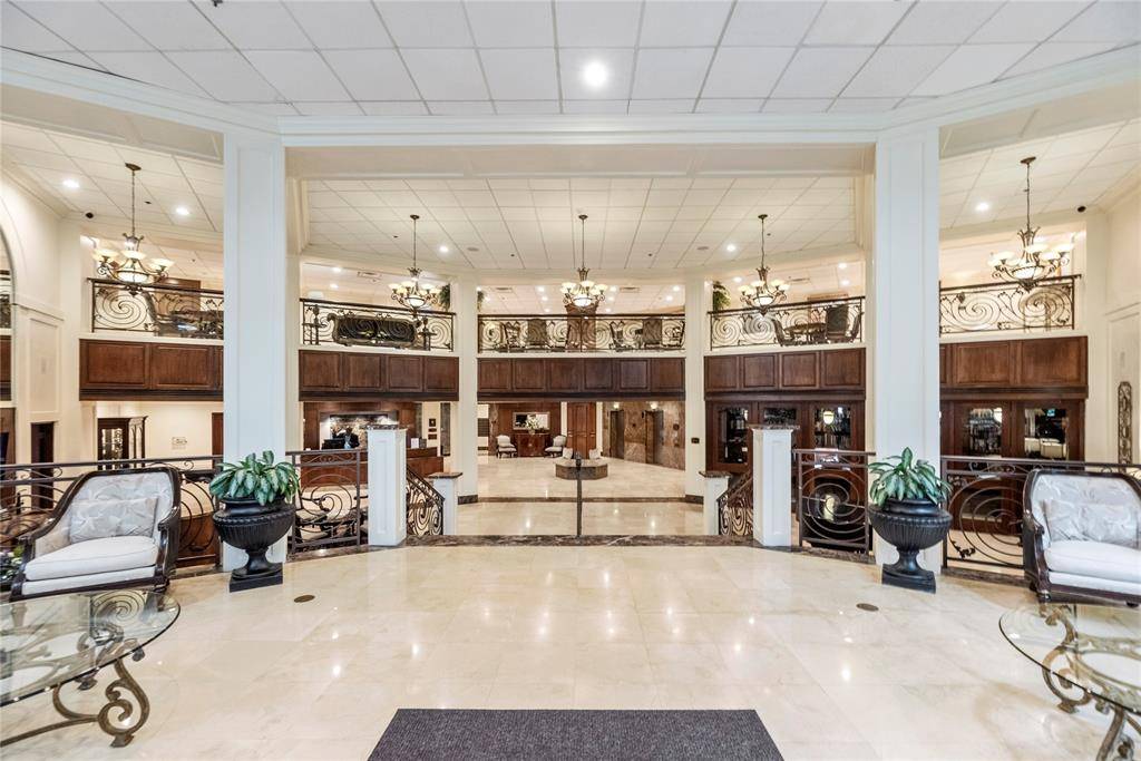 Houston, TX 77056,3525 Sage RD #1210