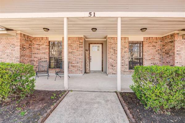 New Caney, TX 77357,51 Chestnut RDG