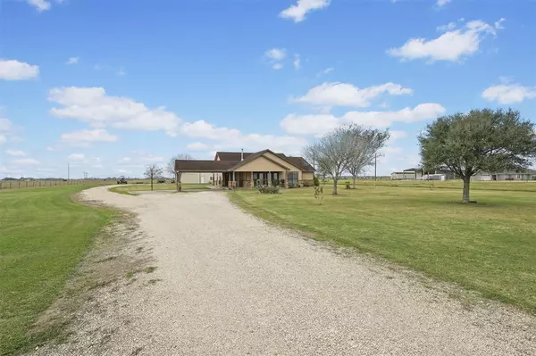 Louise, TX 77455,1964 County Road 309