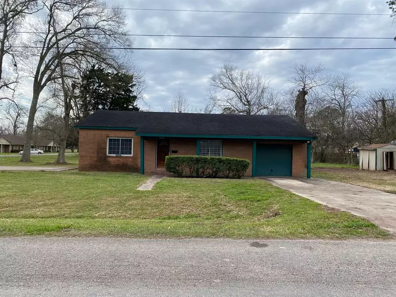 206 S Orange ST, Sweeny, TX 77480