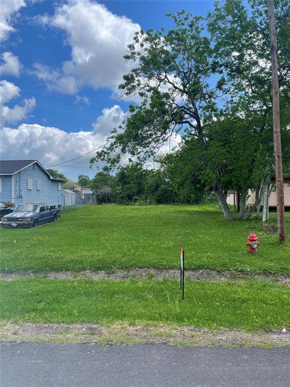 0 Avenue I, Dickinson, TX 77539