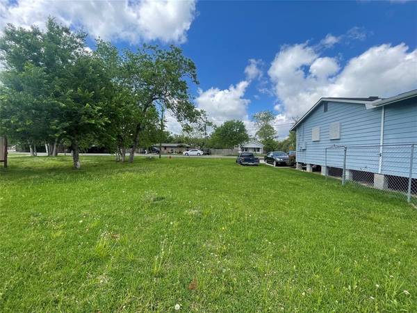 Dickinson, TX 77539,0 Avenue I