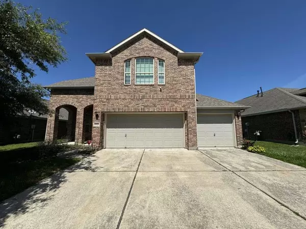 6826 Hunters Way LN, Baytown, TX 77521