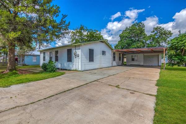 719 Lee AVE, La Porte, TX 77571