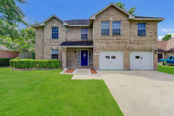 112 Thyme TRL,  Lake Jackson,  TX 77566