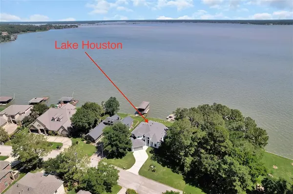 19323 Aquatic DR,  Houston,  TX 77346