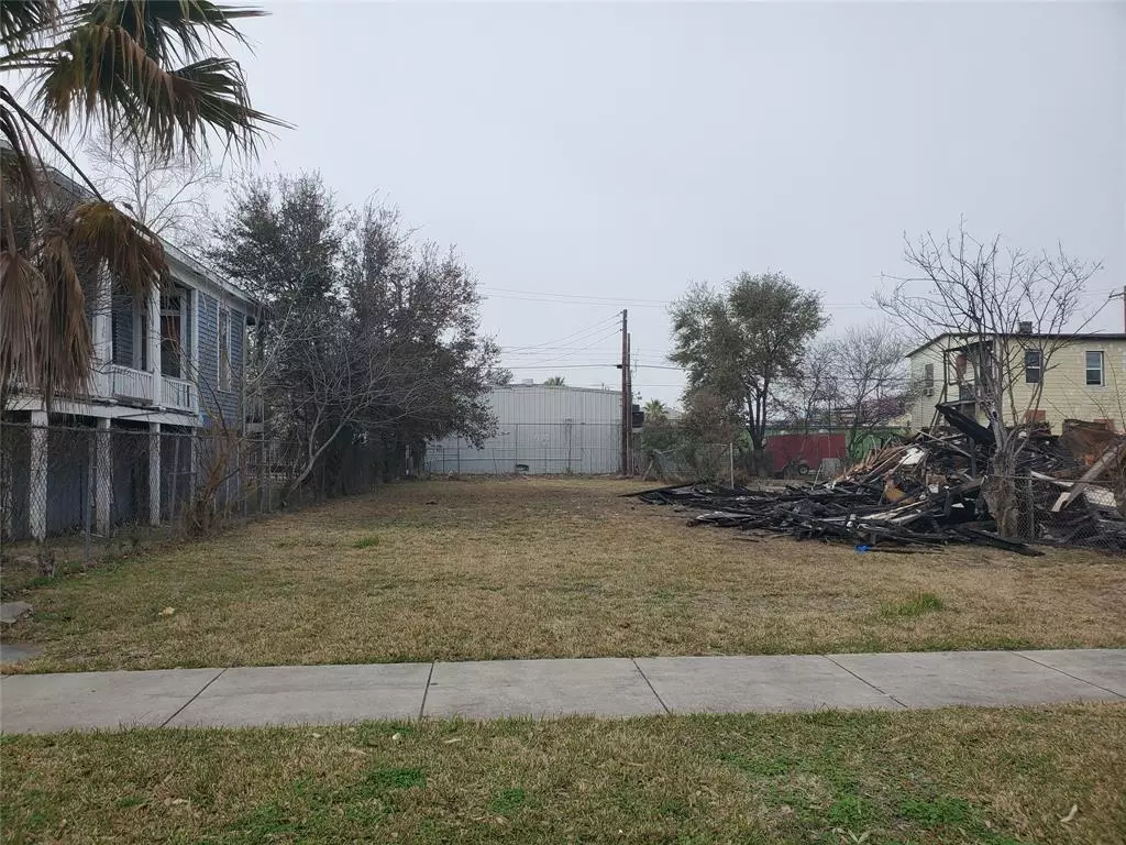 Galveston, TX 77550,2710 Avenue K