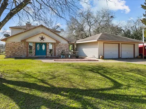 Santa Fe, TX 77510,12105 7th 1/2 ST