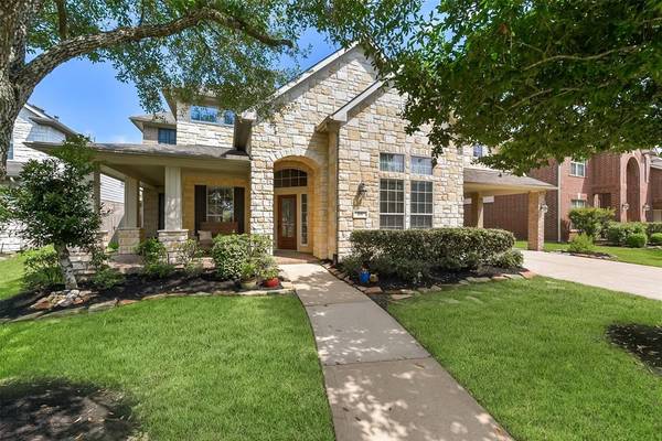 108 Baker Springs CT, Friendswood, TX 77546