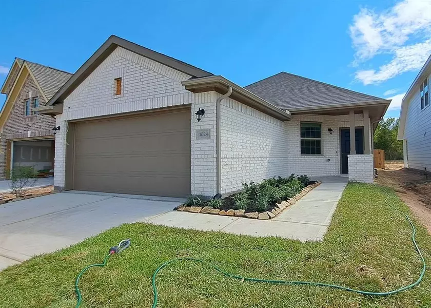 1024 Garden Sun DR, Bellville, TX 77418