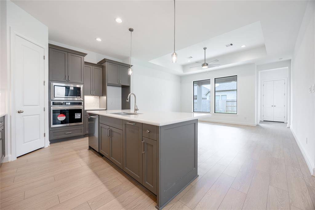 Katy, TX 77493,825 Coronado Terrace LN