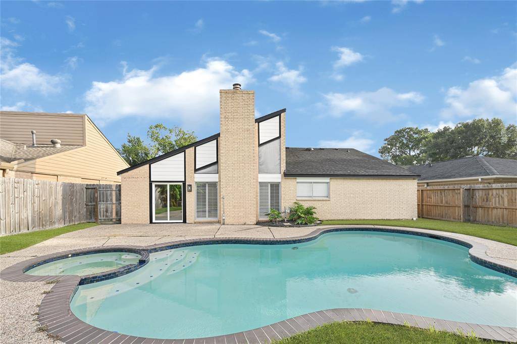 Houston, TX 77059,15810 Parksley DR