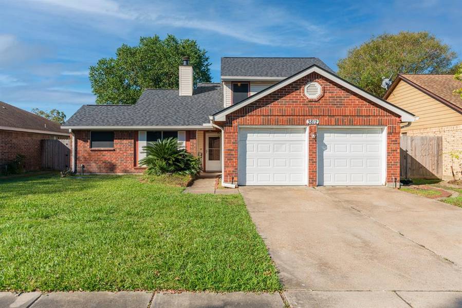 3812 Redbud DR, La Porte, TX 77571