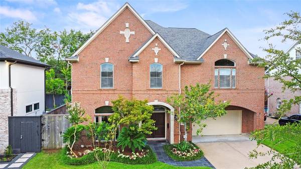 106 Whipple DR,  Bellaire,  TX 77401