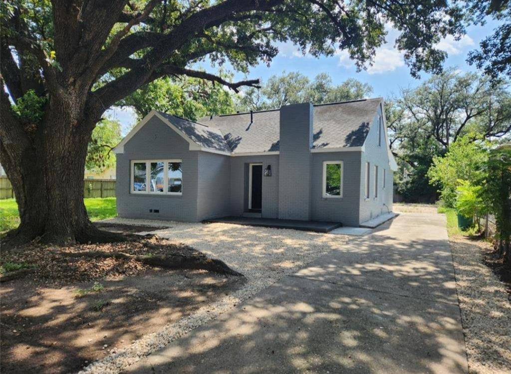 204 Center ST, Pasadena, TX 77506