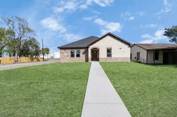 Pasadena, TX 77506,1401 Bernard ST