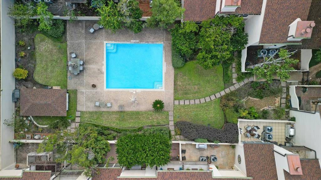 Houston, TX 77057,1836 Augusta DR #14