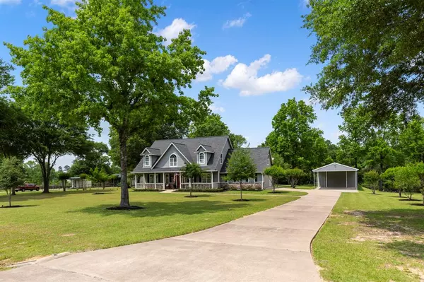 25 Ranch Road One,  Willis,  TX 77378