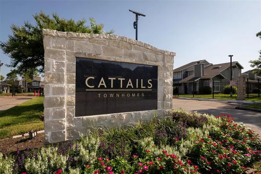 6359 Cattails LN, Houston, TX 77035