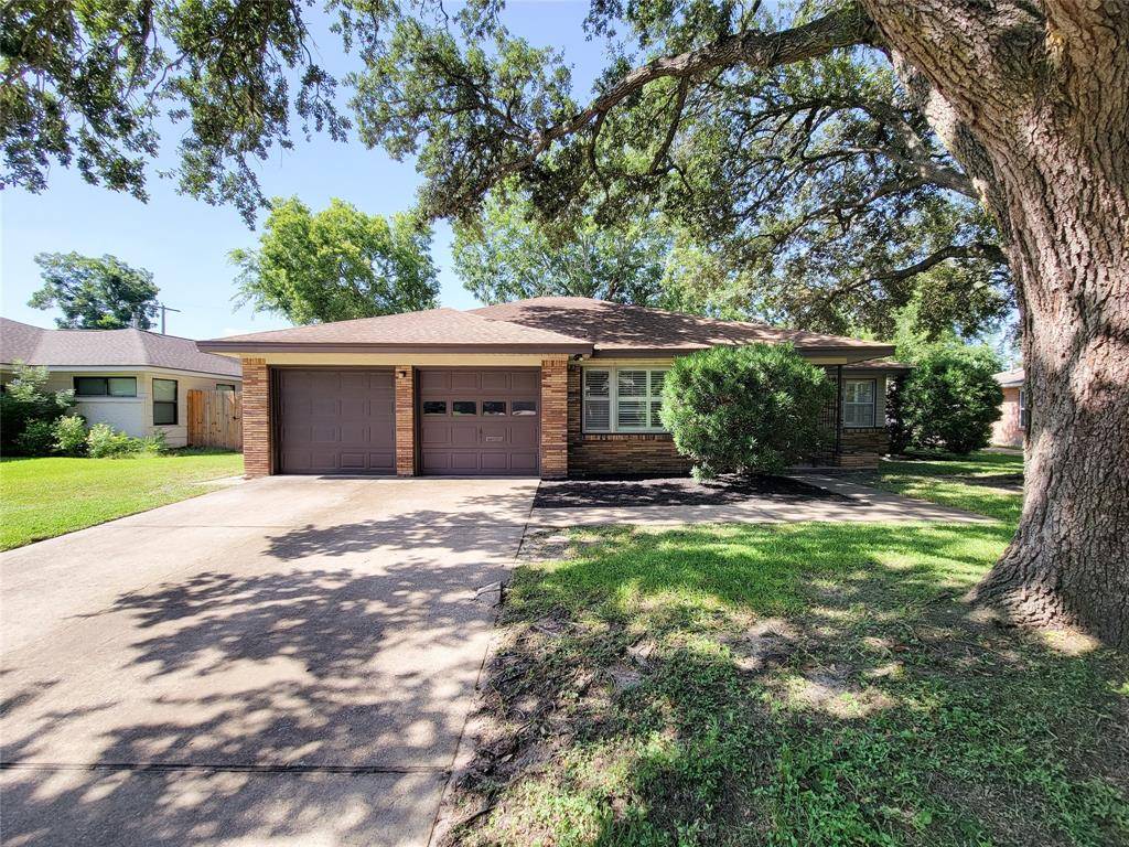 Houston, TX 77035,4602 Redstart ST