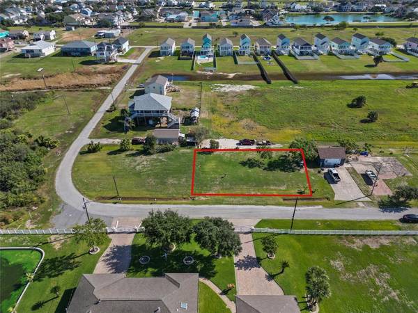 Lot 3 105th Street, Galveston, TX 77554