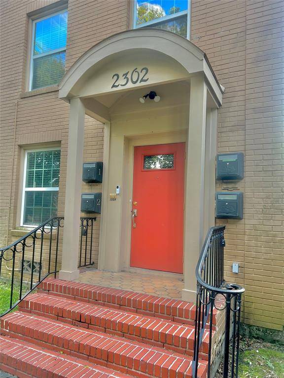 2302 blodgett street, Houston, TX 77004