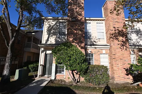 2626 Holly Hall ST #1103, Houston, TX 77054