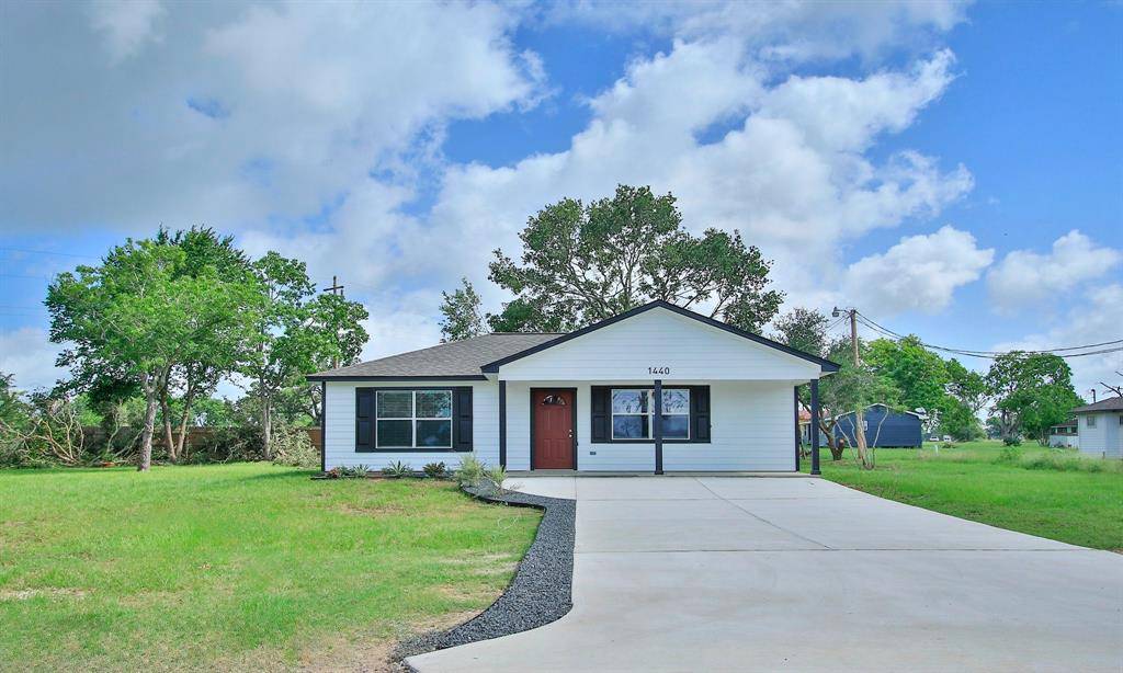 1440 Shepherd ST, Hempstead, TX 77445