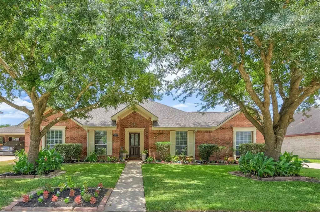 Pearland, TX 77584,11213 Armstrong LN