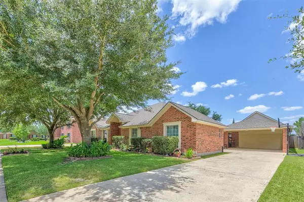 Pearland, TX 77584,11213 Armstrong LN