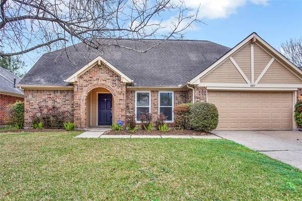 4807 Meadowglen DR, Pearland, TX 77584