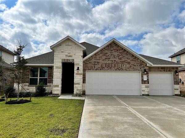 31615 Zoe Point Drive, Hockley, TX 77447