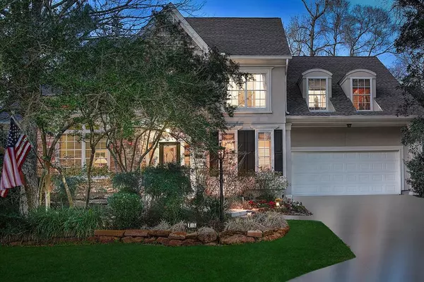 16 Scented Path LN, The Woodlands, TX 77381