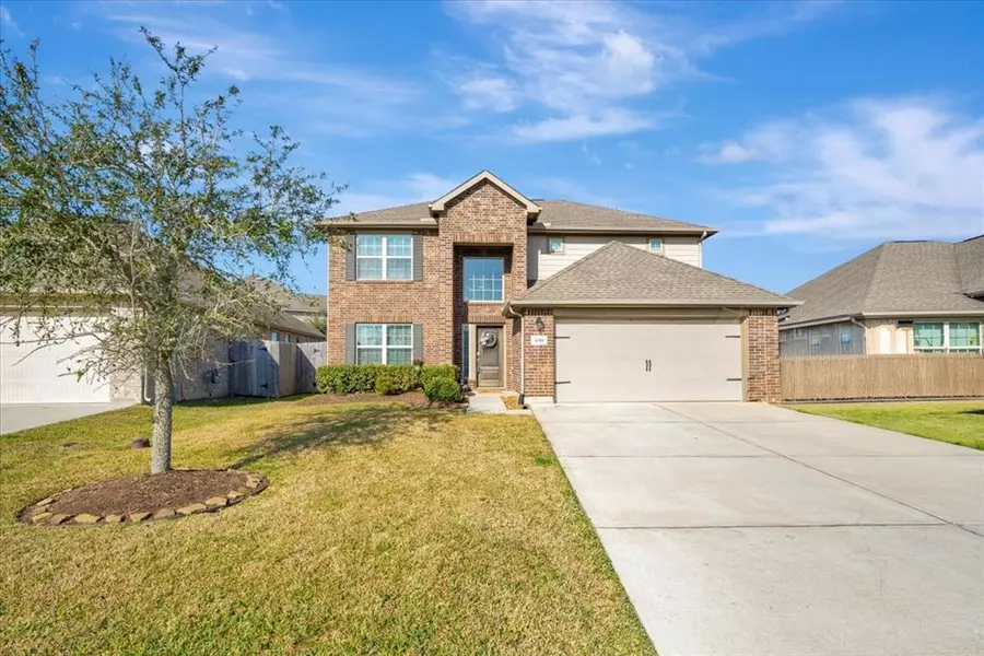 3058 Camelia View LN, Dickinson, TX 77539