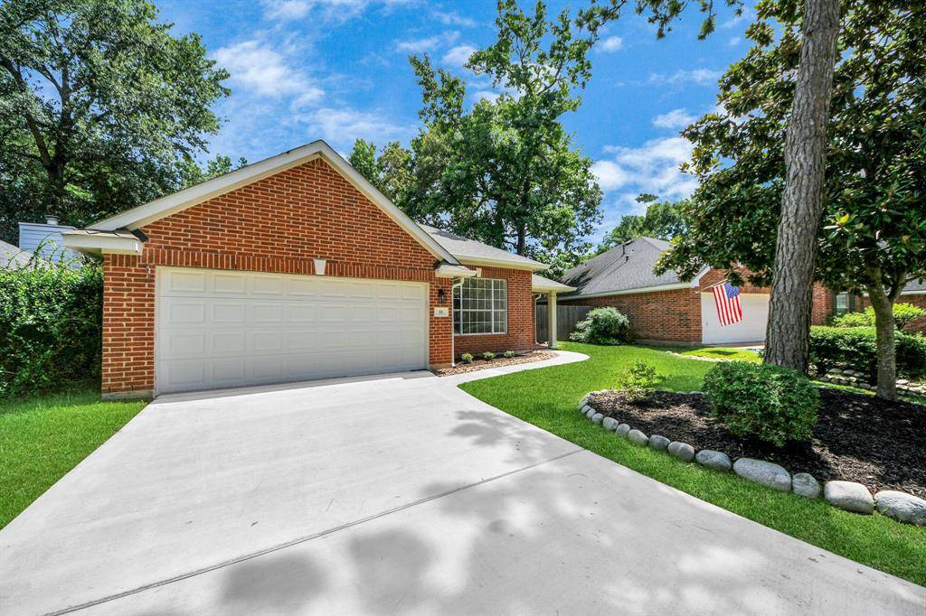 38 Bayou Springs CT, The Woodlands, TX 77382