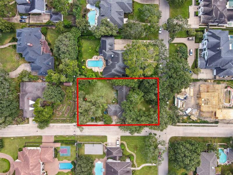 5324 Pine ST, Bellaire, TX 77401