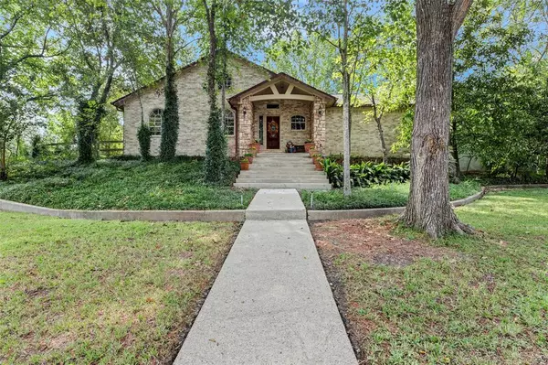 281 Harbor Run DR, Coldspring, TX 77331