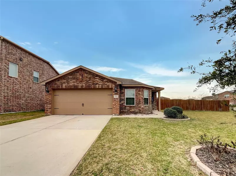 2902 Seacrest LN, La Marque, TX 77568