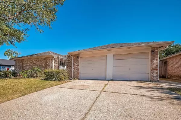 1326 Leadenhall CIR, Channelview, TX 77530