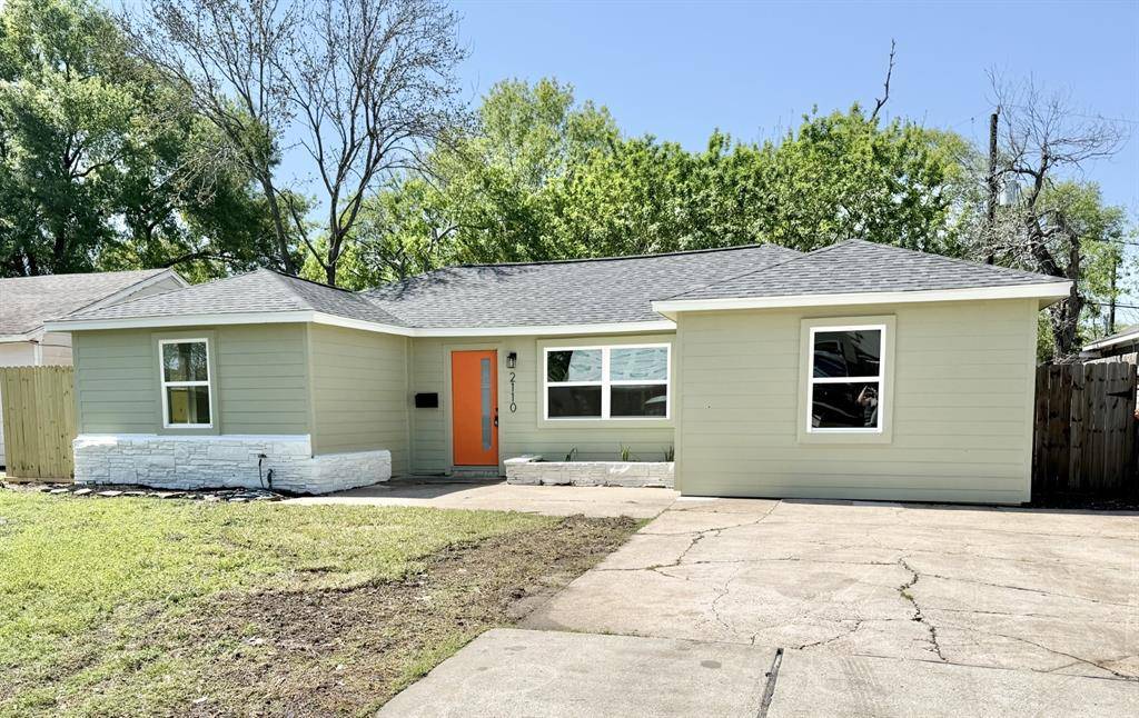 2110 Garvey DR, Pasadena, TX 77506